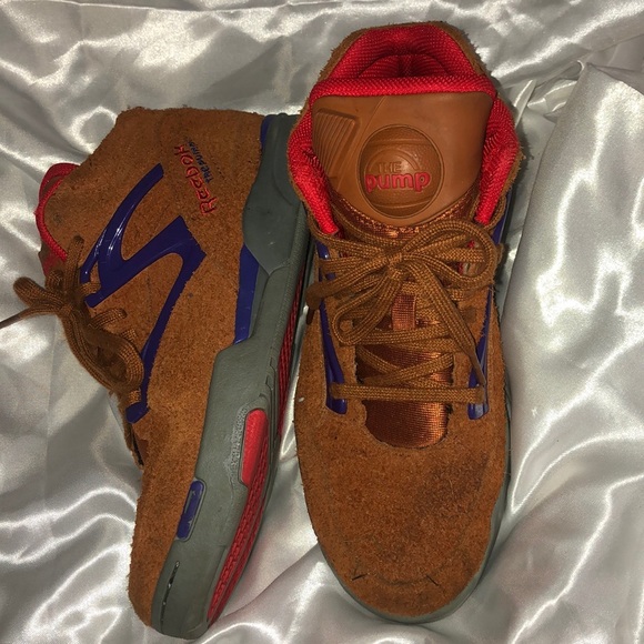 Retro Reebok Pumps - Picture 3 of 4